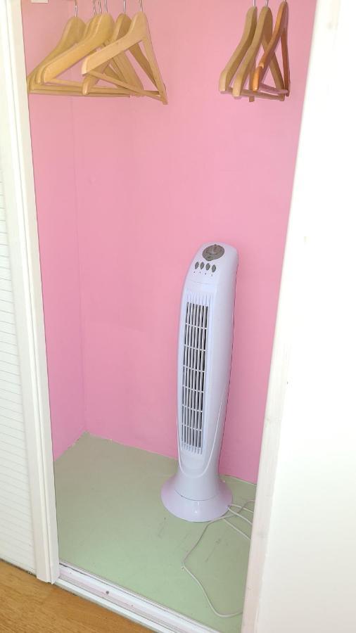 Chez Nous Dans Notre Petit Jardin Apartment มงต์เปอลิเยร์ ภายนอก รูปภาพ
